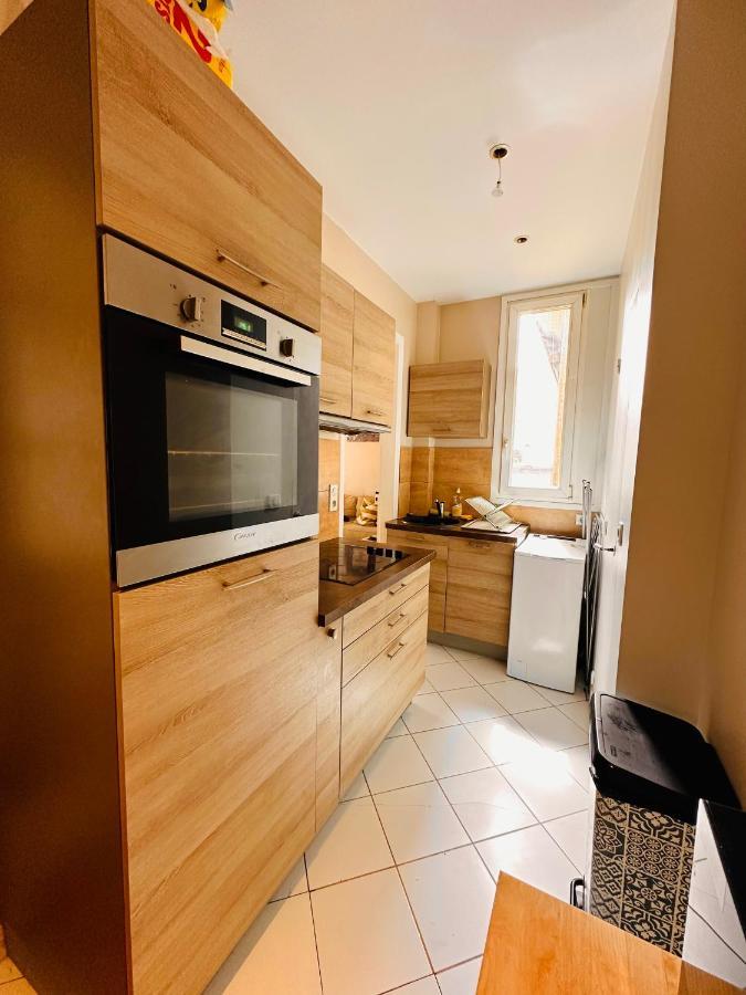 Cosy Appartement Avec Vue Tour Eiffel Paris Exterior photo
